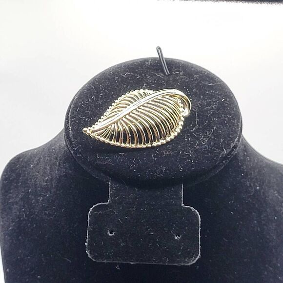 Vintage Marboux Silver Leaf Pin - Picture 1 of 2